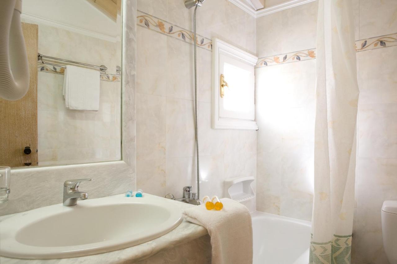 Lefko Hotel & Apartments นีดรี ภายนอก รูปภาพ