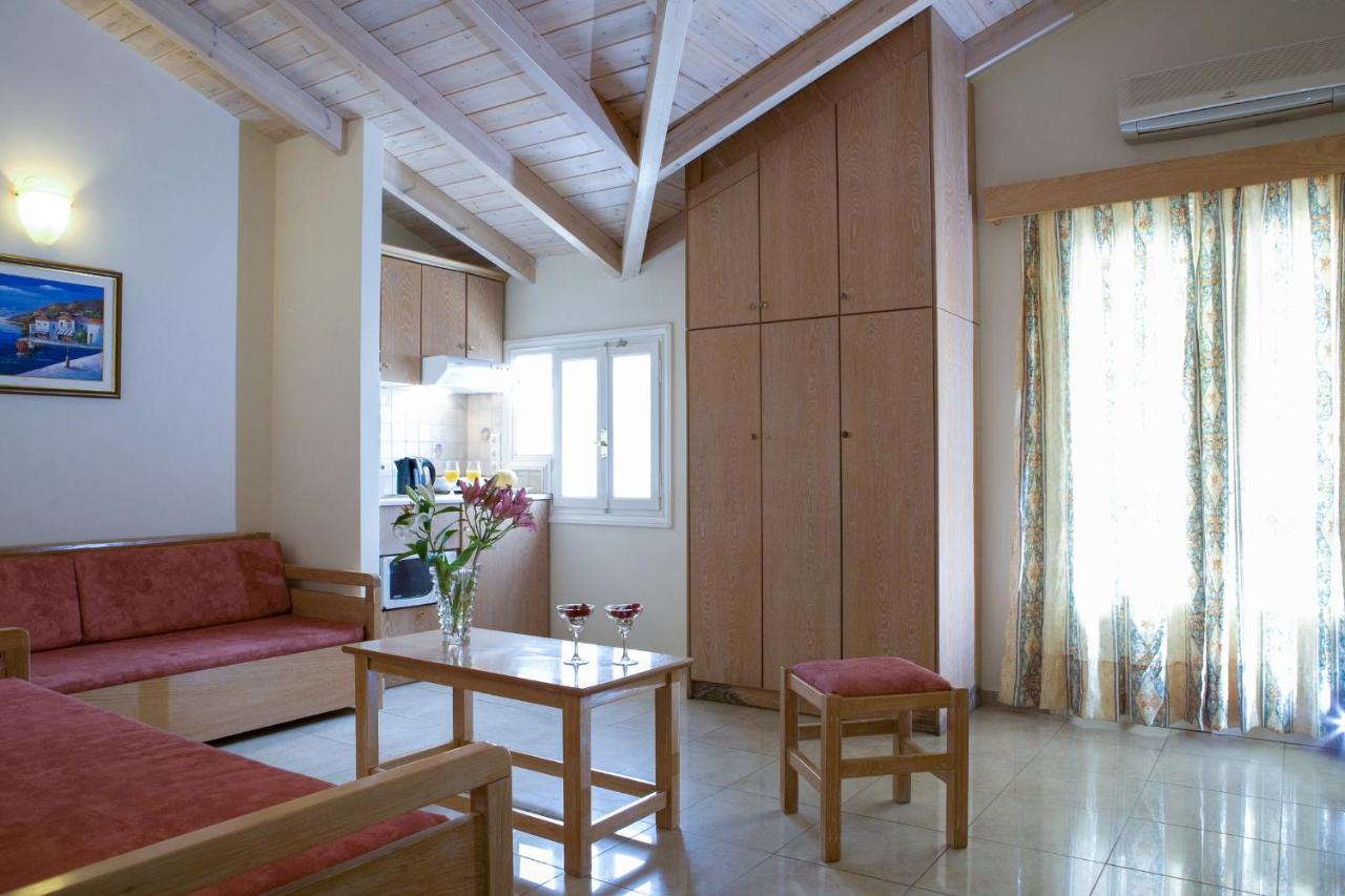 Lefko Hotel & Apartments นีดรี ภายนอก รูปภาพ
